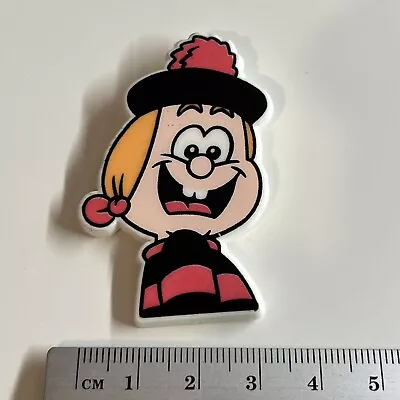 The Beano Comic Character Minnie The Minx Plastic Pin Badge • £4.99