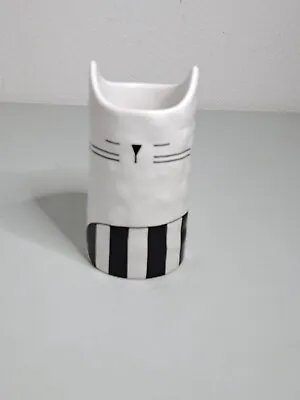 IKEA Fatalig Fatalig  Black & White Stoneware Cat Vase 704. 663.16 • $30