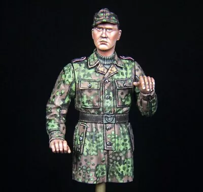 Rado 1/35 Panzer Vor #3 Waffen-SS Tank Crewman In Panzerkombi Coverall RDM35060 • $25.95