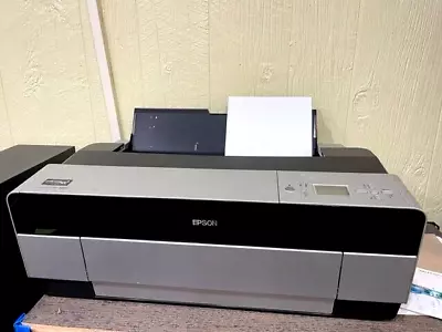Epson Stylus Pro 3880 Printer READ LISTING • $299.99