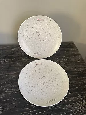 Maxwell Williams Caviar (speckle) Coupe 20cm Plate Pair New • £16