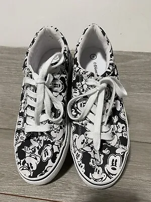 Disney Mickey Mouse All Over Tennis Shoes Sneakers Womens Size 9 • $20