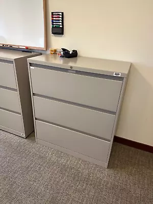 3Dr 36 Wx18 Dx41 H Lateral File Cabinet By Steelcase Office Furniture In Gray • $198