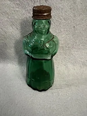 VTG  Grandma Moses Green Depression Glass Salt & Pepper Shaker Figural • $22