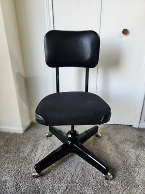 Vintage 1976 Gordons Mfg Industrial Black Office Swivel Chair Adjustable Height • $218.50