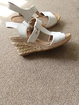 Ladies Wedge Sandal Size 5.5 White Espadrilles Vgc By Gabor  • £12.50