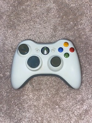 $8 • Buy Microsoft B4F-00014 Xbox 360 Wireless Controller - White