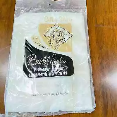 Vintage Bridal Satin Pillowcase Queen Standard Solid Yellow Silky Sleep 21x30 • $4.99