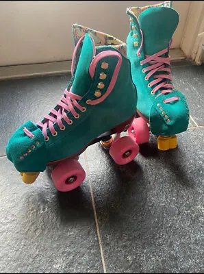 Moxi Lolly Size 4 Skates • $450