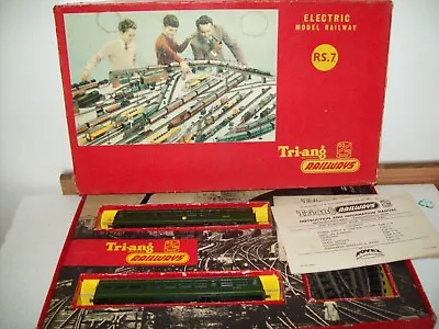 Triang Hornby Rs7 Train Set • £30