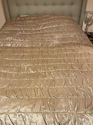 Laura Ashley Delaney Beige/ Champagne Velvet Bedspread 200x200cm • £150