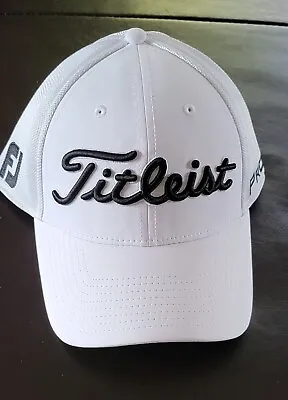  ⛳️ Titleist Golf Tour Sports Mesh Staff Hat/Cap White With Black. XL/XXL ⛳️  • $30