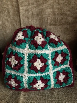£12 • Buy Handmade Vintage Crochet Squares Red Aqua & Cream Tea Cosy Teapot Cover