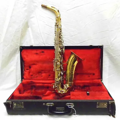 1970's Martin Imperial Alto Saxophone In Good Condition - Make An Offer!! • $325