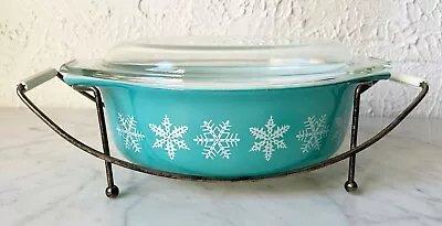 Pyrex Turquoise Snowflake Vintage Casserole Dish & Lid  043 1.5 Qt Metal Carrier • $64.95