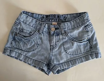 Mossimo Jean Shorts Women's Size 1 Light Wash Low Rise U-1 • $15