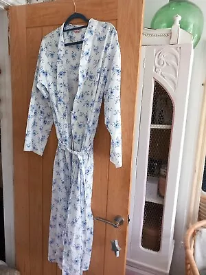 M&S Ladies Dressing Gown/ Long Cotton/ Blue  Flowers / Size 18 • £15