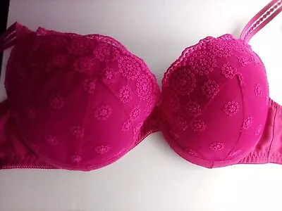 Gorgeous Deep Cerise Dark Pink Lace Padded Bra Marks And Spencer Size 32f • £3.99