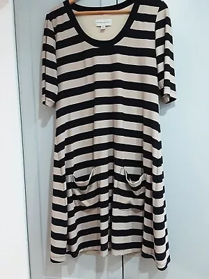 Ronni Nicole Dress Fit 16 QVC Smock Dress Stripe Black And Fawn (N8/9) • £9