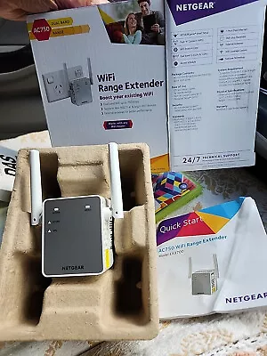 NETGEAR EX3700 AC750 Dual Band Universal WiFi Range Extender In Box • $31.50