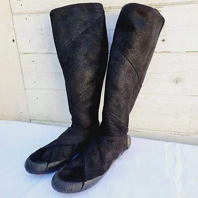 Vibram Women's Black Furoshiki Shearling High Wrap Boots - Size S (38/39) • $59.99