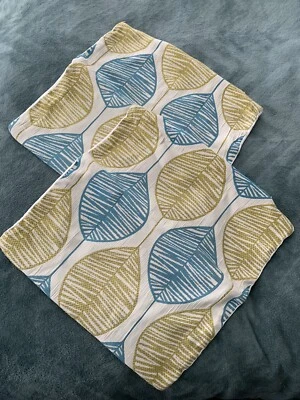£0.99 • Buy Cushion Covers X 2 Measures 40cm X 40cm Lovely Design