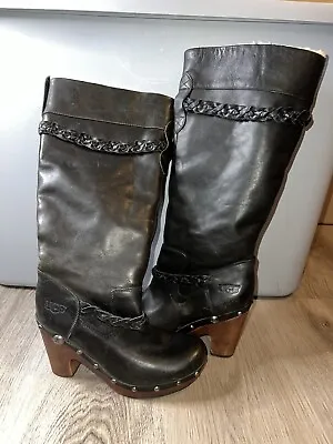 UGG Australia Womens 6 Savanna Black Leather Heel Tall Sheepskin Soled Boots • $30