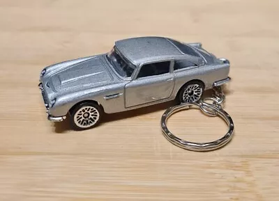 1/64 Diecast Model Car Keyrings Aston Martin 1963 Db5 James Bond  • £6.99