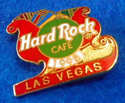 LAS VEGAS XMAS SANTA CLAUS RED SLEIGH SLED 1998 PRESENTS Hard Rock Cafe PIN • $4.99