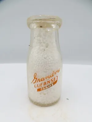 Vintage Grandvu Guernsey Farms Northville Michigan Half Pint Glass Bottle I1 • $3.99