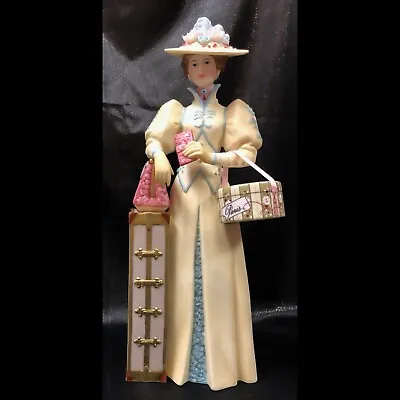 Avon Products President's Club Mrs. Albee Award Figurine 2002 NIB • $16.99