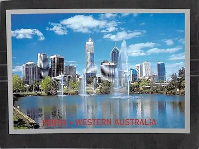 B1371 Australia WA Perth Parks And Skyline Art Mail Postcard • $6.98