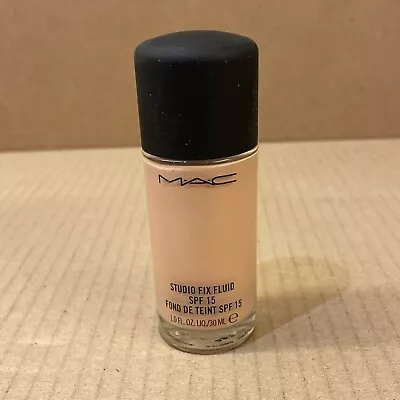 MAC STUDIO FIX FLUID SPF 15 30ml - Shade: NC 27 • £27.99