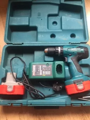 Makita 18v Cordless Hammer Drill • £9.99