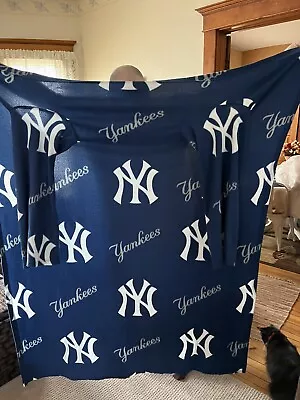 NY Yankees Logo Wearable Fleece Blanket With Sleeves Adult Soft Comfy Cozy • $20