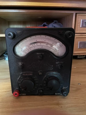 Vintage Universal Avometer Model 8 MK IV/4 • £25