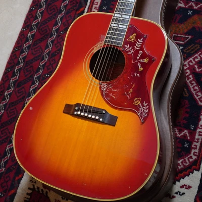 $8089 • Buy Gibson 1968 Hummingbird Cherry Sunburst Acoustic Guitar W/Hard Case F/S