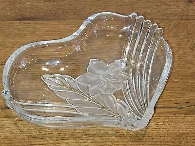 Mikasa Crystal Heart Candy Dish With Etched Daffodil Inlay  • $12.50