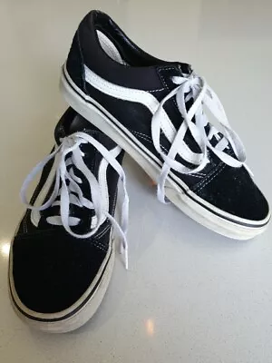 Women's VANS Old Skool Size 7.5 AUS Shoes Black White Stripe • $55