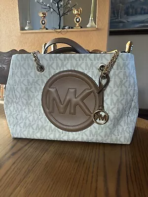 Michael Kors Handbag Tote Purse Large • $50