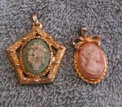 2 Vintage Cameo Pendants ~ Goldtone With Plastic Cameos • $3.19