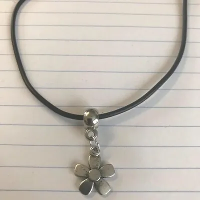 Daisy Tibetan Charm Pendant On A 18  Black Leather Necklace • £2.99