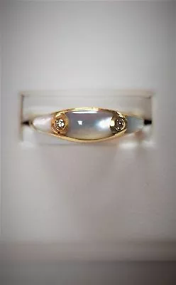 Kabana 14K Yellow Gold Ring W/ Genuine Mother Of Pearl And 2 Diamonds .06 CTW  • $400