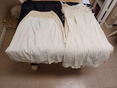 $10.50 • Buy Lot Of 9 Vintage Womens Slips, Full + Half Slips,  1 Pettie Pant Slip, One ILGWU