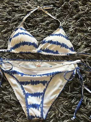 Missguided Blue & White Bikini Set • £0.99