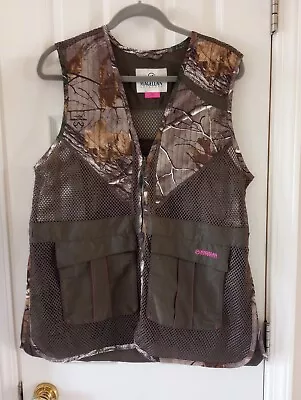 Magellan Game Hunting Camo Vest Real Tree Womens XXL Outdoors   • $20