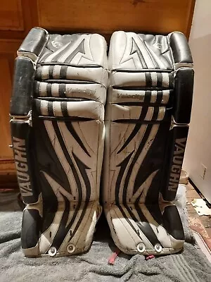 ***Used Vaughn Ice Hockey Black And White Goalie Pads Flex Pac System**35+1**** • $330