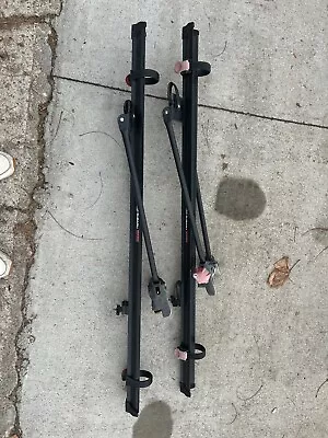 Subaru Yakima Raptor Aero Rooftop Upright Bike Mount W/ Lock & Key • $100