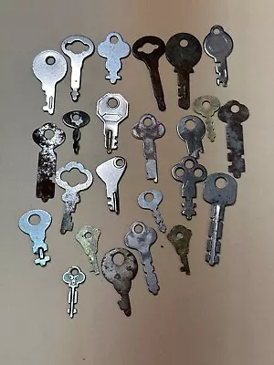 24 Vintage Flat Stamped Keys Crafts Steampunk Jewelry COOL Lot #18 • $9.99