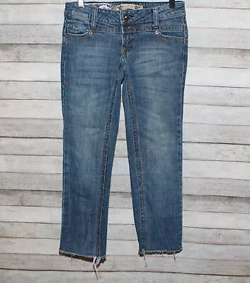 FREESTYLE Revolution Womens Jrs Size 1 Medium Wash Blue Denim Capri Jeans • $12.99